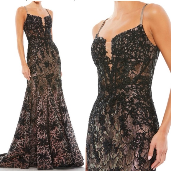 Mac Duggal 79252 Notched Neckline Lace Trumpet Dress (6) - Picture 1 of 9